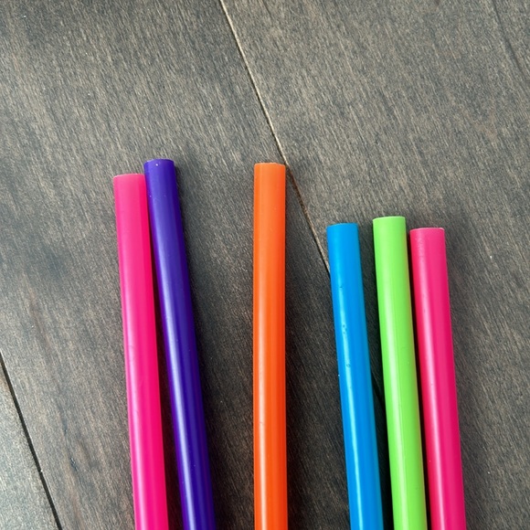 CAUS Insulated Drink Tumbler Thermos Confetti Rainbow Straws ALL SHE WROTE NOTES - Picture 6 of 6